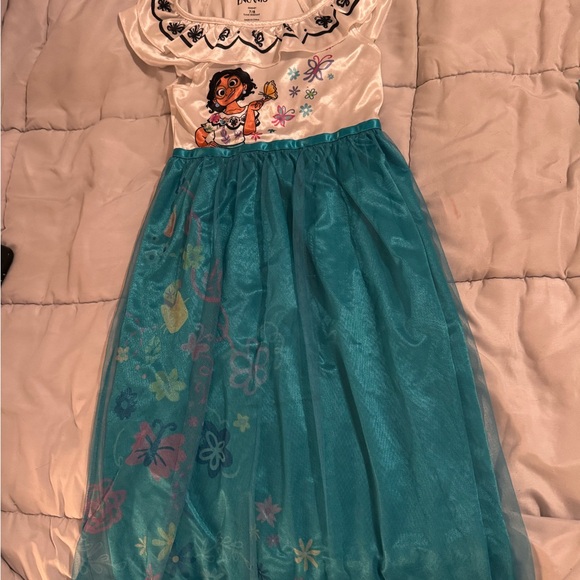 Girls SZ 8 Disney nightgown bundle of 7 - Picture 2 of 8